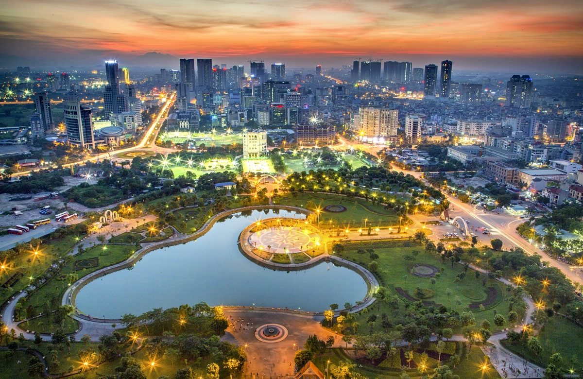 Hồ Gươm Hà Nội lung linh về đêm